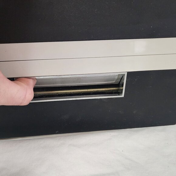 RCA YZD 589 Vintage 8 Track Stereo Mobile  Player Speaker Case FOR PARTS READ - Picture 8 of 11